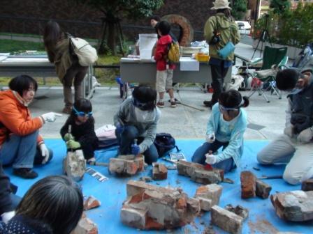 �Q���̎q������