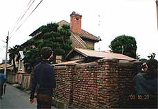 �_�u���n�E�X�̊O�ρi�ߍ]�����s�j